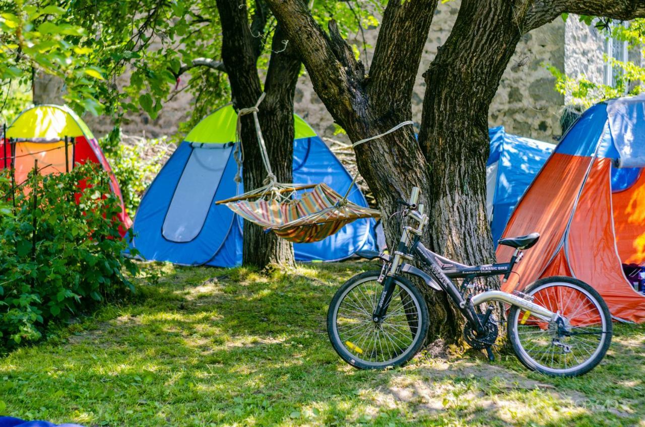 Camp'In Goris Hotel Exterior photo